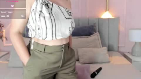 Snapshot of victoria_bourne chatting on July 4, 2026, 7:09 pm victoria online show from July 4, 2026, 7:09 pm