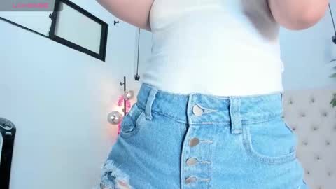 Snapshot of victoria_colemann chatting on October 17, 2025, 7:27 pm Victoria online show from October 17, 2025, 7:27 pm