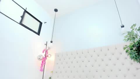 Snapshot of victoria_colemann chatting on October 23, 2025, 8:40 pm Victoria online show from October 23, 2025, 8:40 pm