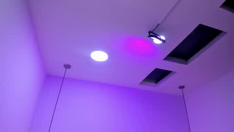 valentina online show from January 18, 2026, 11:47 am