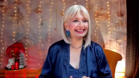 Snapshot of victoria_dior chatting on January 3, 2025, 6:14 pm diorvictoria9 online show from January 3, 2025, 6:14 pm