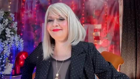 Snapshot of victoria_dior chatting on February 25, 2025, 7:14 pm diorvictoria9 online show from February 25, 2025, 7:14 pm