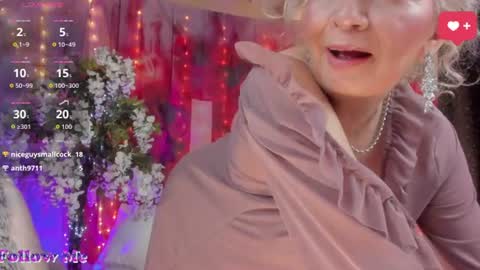 diorvictoria9 online show from June 14, 2026, 4:20 pm