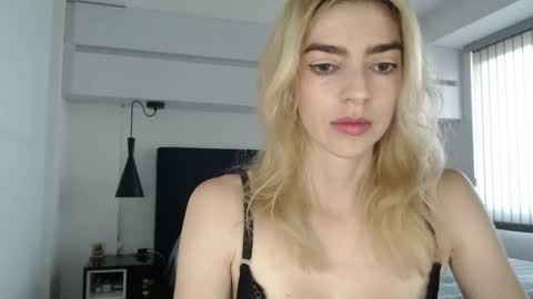 Victorias Room  online show from February 5, 2026, 8:46 pm