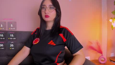 Snapshot of victoria_fairies chatting on July 3, 2026, 12:44 pm Victoria online show from July 3, 2026, 12:44 pm