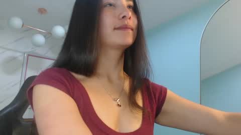 Snapshot of victoria_hernandez_t chatting on July 2, 2026, 1:28 pm Victoria online show from July 2, 2026, 1:28 pm