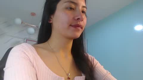 Snapshot of victoria_hernandez_t chatting on July 25, 2026, 1:19 pm Victoria online show from July 25, 2026, 1:19 pm