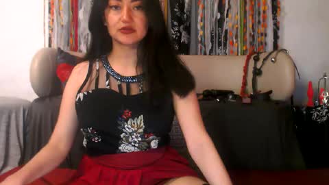 Victoria online show from January 7, 2025, 8:31 pm