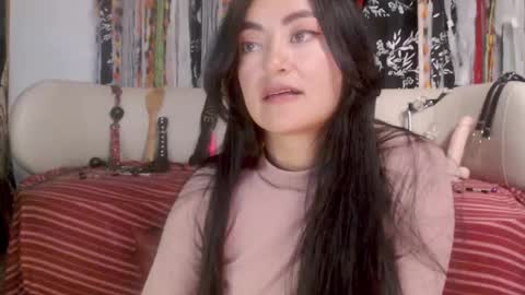 Victoria online show from September 9, 2025, 7:02 pm