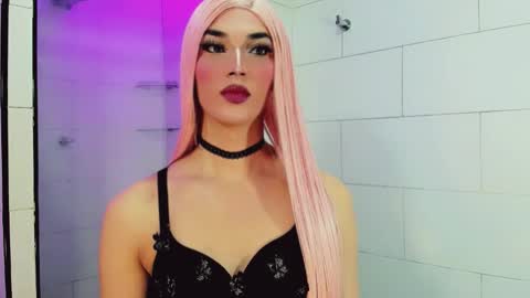 Snapshot of victoria_kastelo chatting on November 3, 2025, 7:15 pm Victoria online show from November 3, 2025, 7:15 pm