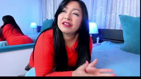 Snapshot of victoria_kim_lee chatting on May 27, 2026, 11:18 am Victoria online show from May 27, 2026, 11:18 am