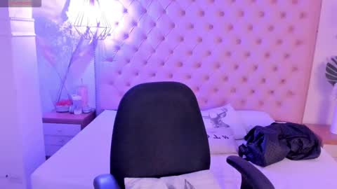 victoria_kitt online show from September 27, 2025, 7:08 pm