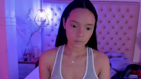 victoria_kitt online show from October 8, 2025, 3:09 pm