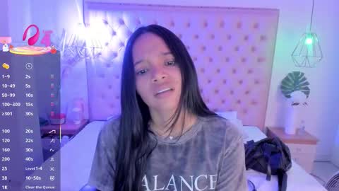victoria_kitt online show from November 4, 2025, 7:13 pm