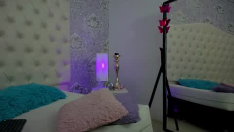 victoria_kitt online show from June 14, 2026, 2:30 pm