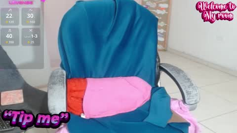 VICKY online show from December 5, 2024, 12:41 am
