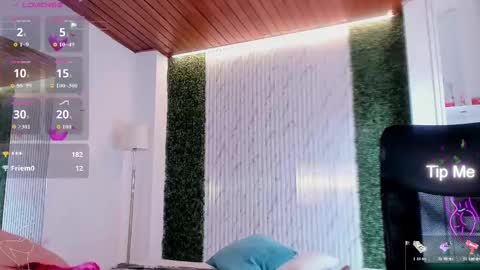 Snapshot of victoria_mooree chatting on September 25, 2025, 6:44 pm Victoria   Everyday From 1400 to 2130 Col Time online show from September 25, 2025, 6:44 pm