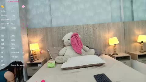 Snapshot of victoria_pachon chatting on May 18, 2026, 10:37 pm victoria_pachon online show from May 18, 2026, 10:37 pm