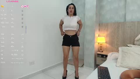 victoria_pachon online show from August 7, 2026, 8:16 am