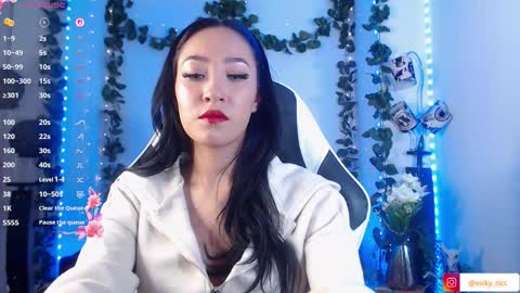 Snapshot of victoria_ricci_a chatting on October 22, 2025, 1:17 am Victoria online show from October 22, 2025, 1:17 am