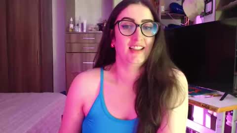 Victoria online show from April 24, 2026, 9:17 pm