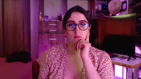 Victoria online show from May 8, 2026, 6:13 pm