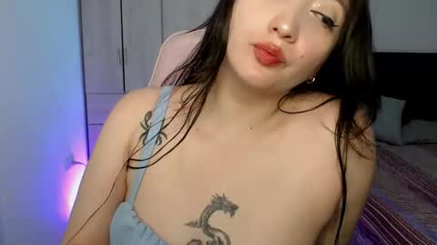 Victoria online show from October 17, 2025, 9:39 pm