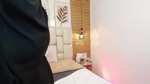 Victoria sstar online show from March 26, 2026, 12:55 pm