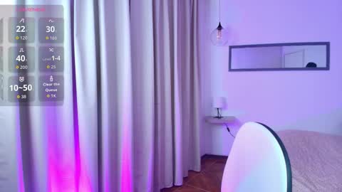 Snapshot of victoria_stern chatting on October 3, 2025, 12:24 pm Victoria online show from October 3, 2025, 12:24 pm