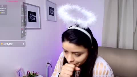 Snapshot of victoria_stern chatting on October 28, 2025, 12:30 pm Victoria online show from October 28, 2025, 12:30 pm