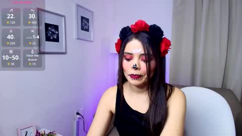 Snapshot of victoria_stern chatting on October 31, 2025, 1:56 pm Victoria online show from October 31, 2025, 1:56 pm