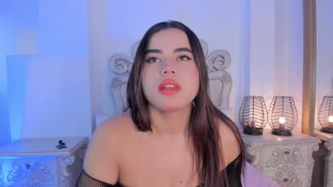 victoria  online show from December 10, 2024, 11:32 am