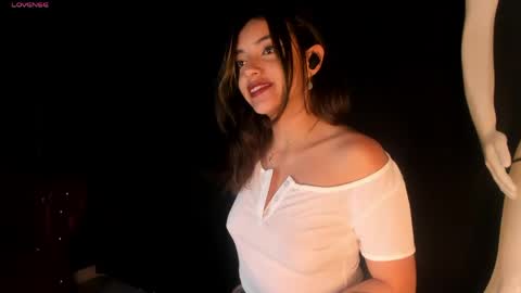 victoriaa2_doll online show from April 22, 2026, 11:56 am
