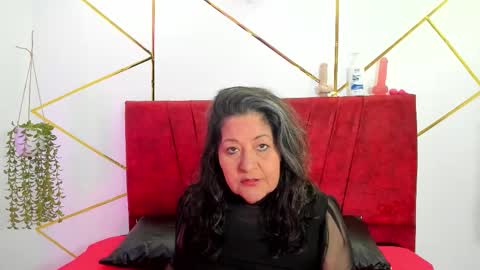 victoriaa_anderson_ online show from November 21, 2025, 1:15 am