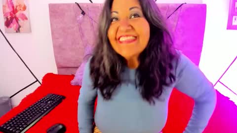 victoriaa_anderson_ online show from February 23, 2026, 9:45 pm