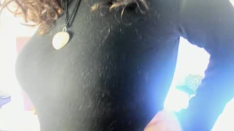 victoriaa_anderson_ online show from March 18, 2026, 7:39 pm