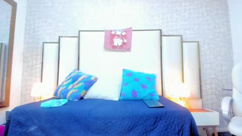 Victoria Sofia online show from December 30, 2024, 1:58 am