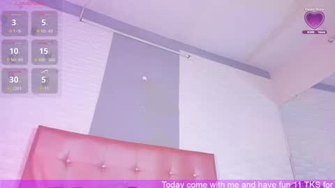 Snapshot of victoriaacross chatting on October 11, 2025, 1:53 pm Victoria online show from October 11, 2025, 1:53 pm