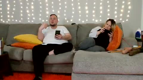 Victoria and Jesse online show from December 7, 2024, 11:12 pm
