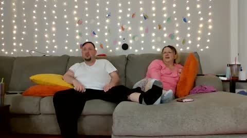 Victoria and Jesse online show from December 21, 2024, 12:27 pm