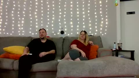 Victoria and Jesse online show from December 25, 2024, 5:16 am