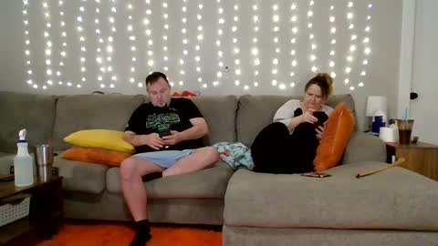Victoria and Jesse online show from February 15, 2025, 12:43 pm