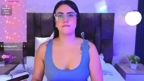 Victoria Andrade online show from May 15, 2026, 12:23 pm