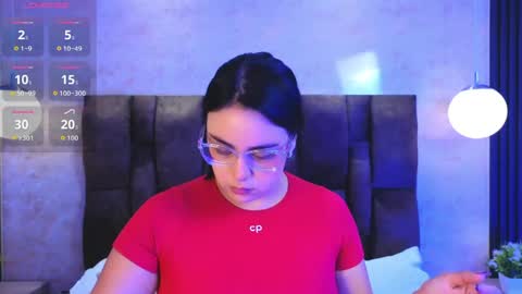 Victoria Andrade online show from May 28, 2026, 12:46 pm