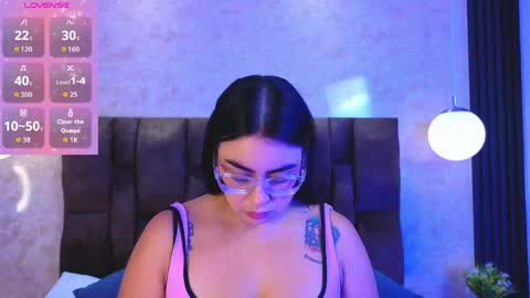 Victoria Andrade online show from June 7, 2026, 12:31 pm