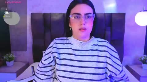 Victoria Andrade online show from June 13, 2026, 11:52 am