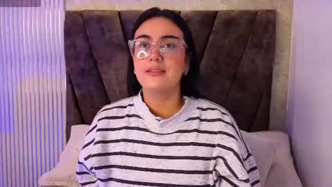Victoria Andrade online show from June 22, 2026, 11:40 am