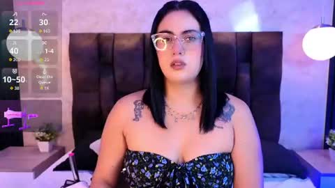 Victoria Andrade online show from August 8, 2026, 12:40 pm
