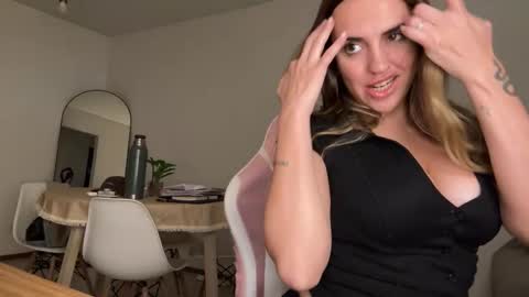 Victoriababy43 online show from March 12, 2026, 9:32 pm