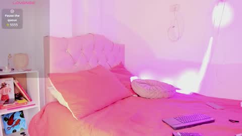 Snapshot of victoriablackfire chatting on December 2, 2025, 11:26 am Victoria online show from December 2, 2025, 11:26 am